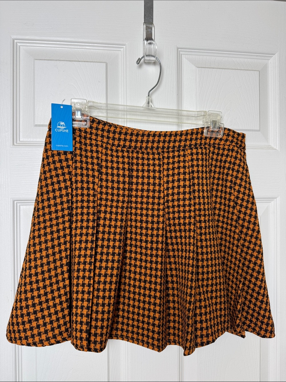 NWT CUPSHE Orange & Black Houndstooth Skater Skirt w/shorts under skirt - Size L